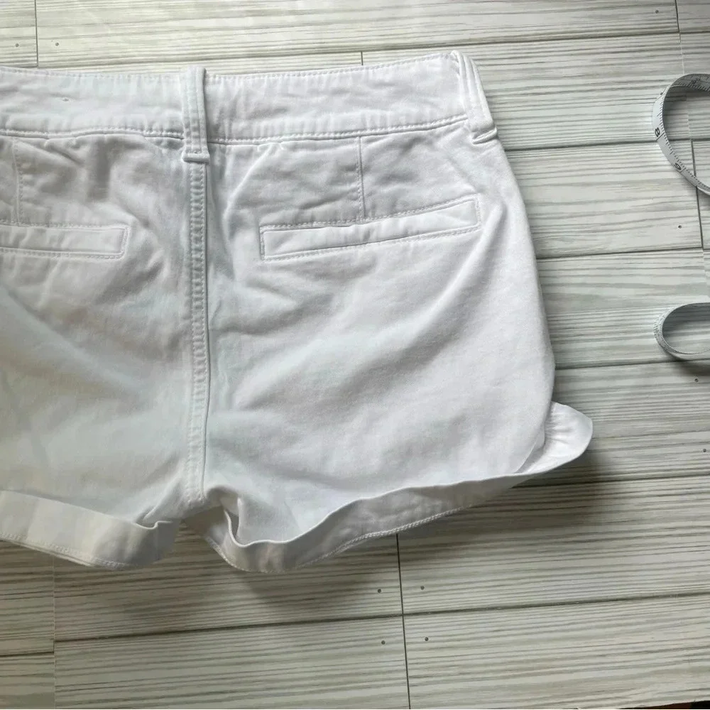American eagle white midi shorts women's‎ size 00